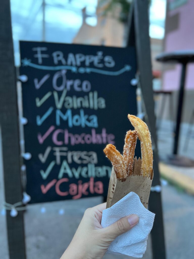 Churros y Frappé